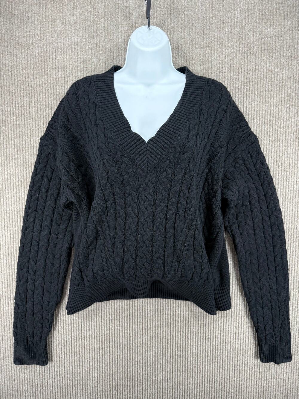 Lumiere Black Cable Knit V Neck Sweater Medium